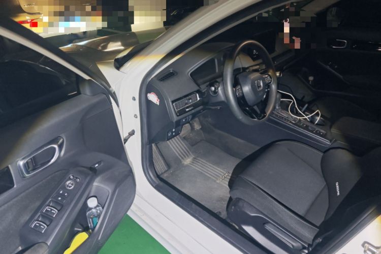 Used Honda Civic 2022 240TURBO CVT Dynamic Edition Driver Seat