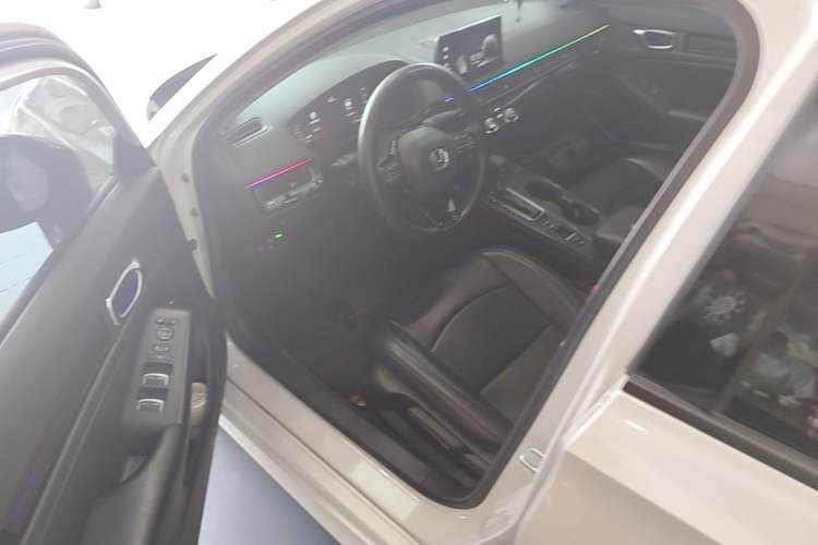 Used Honda Civic 2022 240TURBO CVT Dynamic Edition Driver Seat