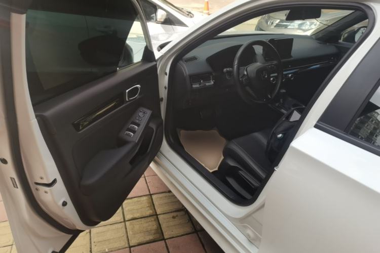 Used Honda Civic 2022 240TURBO CVT Dynamic Edition Driver Seat