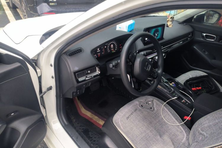 Used Honda Civic 2022 240TURBO CVT Dynamic Edition Driver Seat