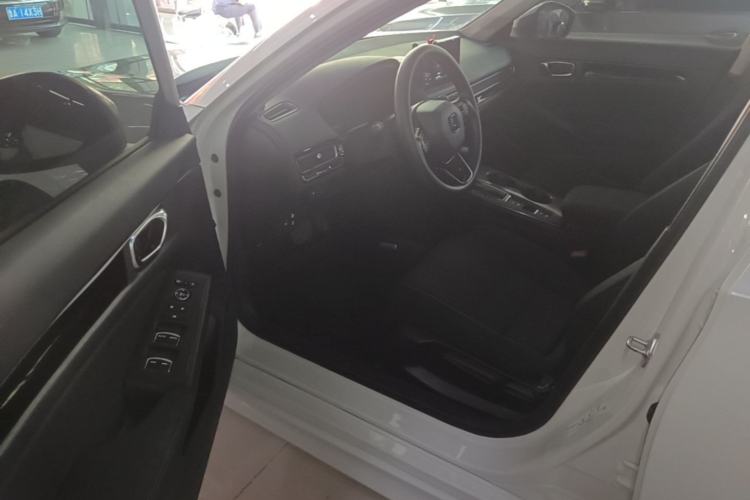 Used Honda Civic 2022 240TURBO CVT Dynamic Edition Driver Seat