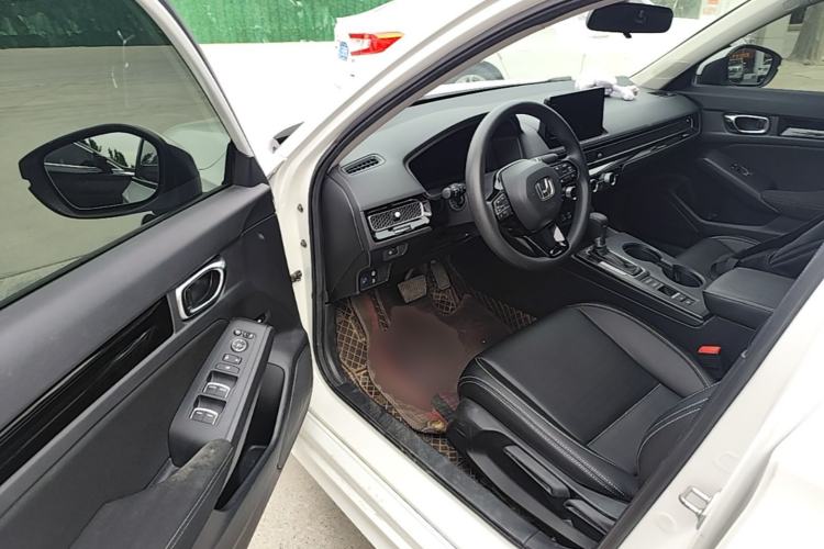 Used Honda Civic 2022 240TURBO CVT Dynamic Edition Driver Seat