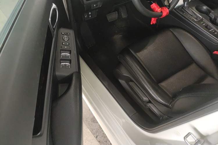 Used Honda Civic 2022 240TURBO CVT Dynamic Edition Driver Seat