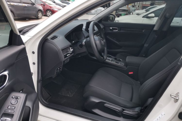 Used Honda Civic 2022 240TURBO CVT Dynamic Edition Driver Seat