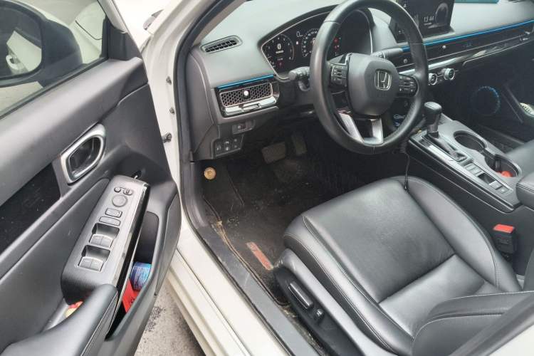 Used Honda Civic 2022 240TURBO CVT Dynamic Control Version Driver Seat