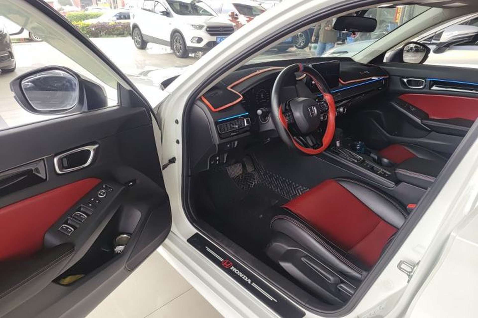 Used Honda Civic 2022 240TURBO CVT Dynamic Edition Driver Seat