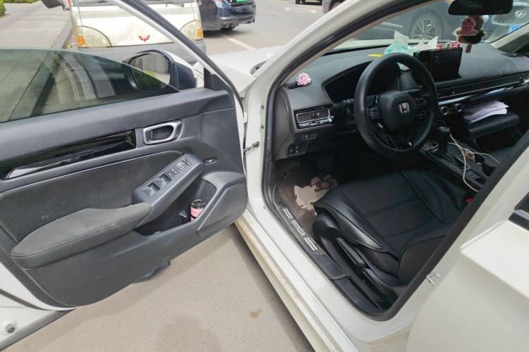 Used Honda Civic 2022 240TURBO CVT Dynamic Edition Driver Seat