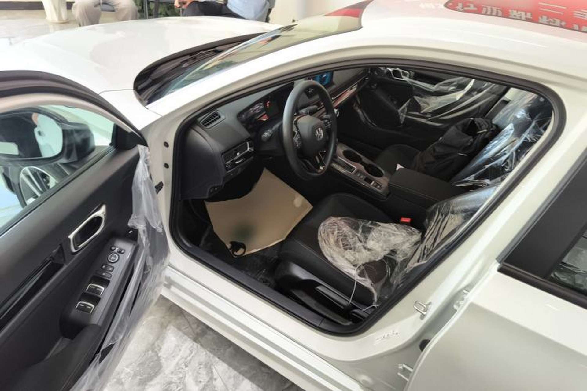 Used Honda Civic 2022 240TURBO CVT Dynamic Edition Driver Seat