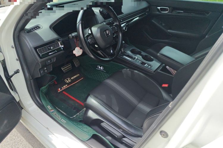 Used Honda Civic 2022 240TURBO CVT Dynamic Edition Driver Seat