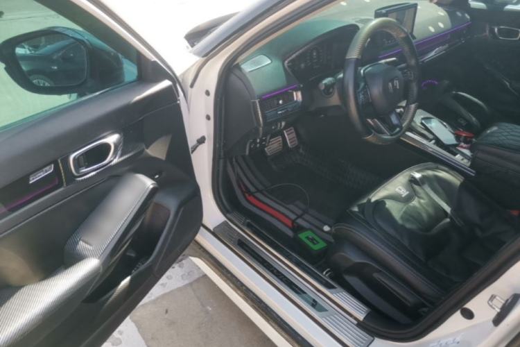 Used Honda Civic 2022 240TURBO CVT Dynamic Edition Driver Seat