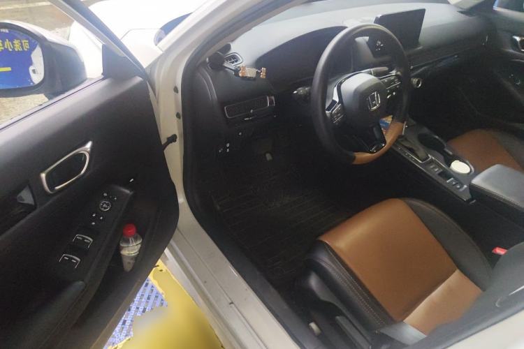 Used Honda Civic 2022 240TURBO CVT Dynamic Edition Driver Seat