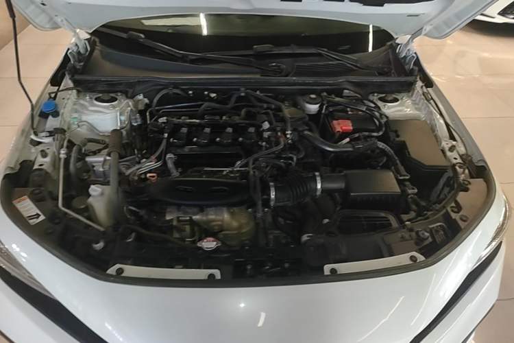 Used Honda Civic 2022 240TURBO CVT Dynamic Edition Engine Bay