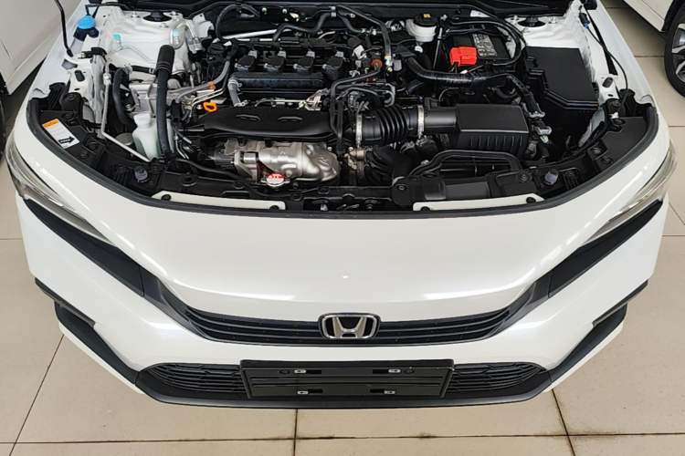 Used Honda Civic 2022 240TURBO CVT Dynamic Edition Engine Bay