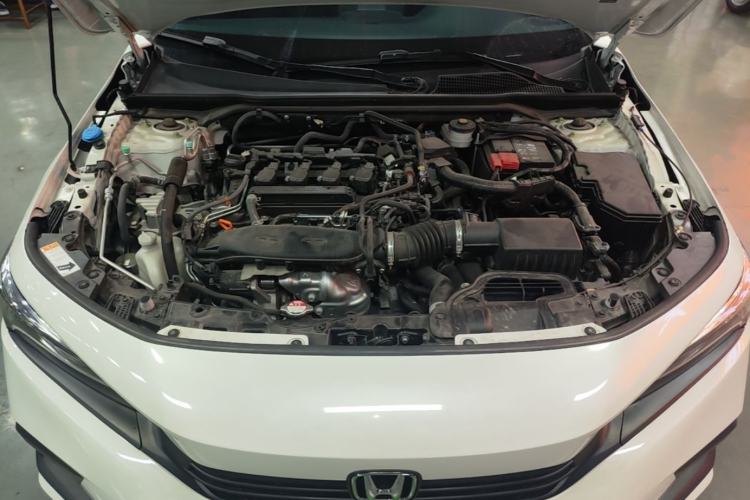 Used Honda Civic 2022 240TURBO CVT Dynamic Edition Engine Bay