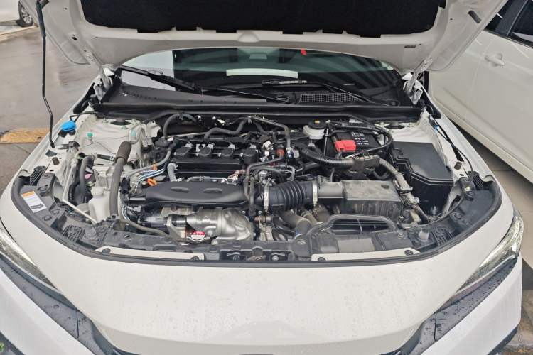 Used Honda Civic 2022 240TURBO CVT Dynamic Control Version Engine Bay