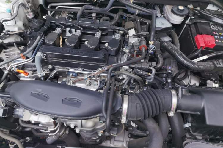Used Honda Civic 2022 240TURBO CVT Dynamic Edition Engine Bay