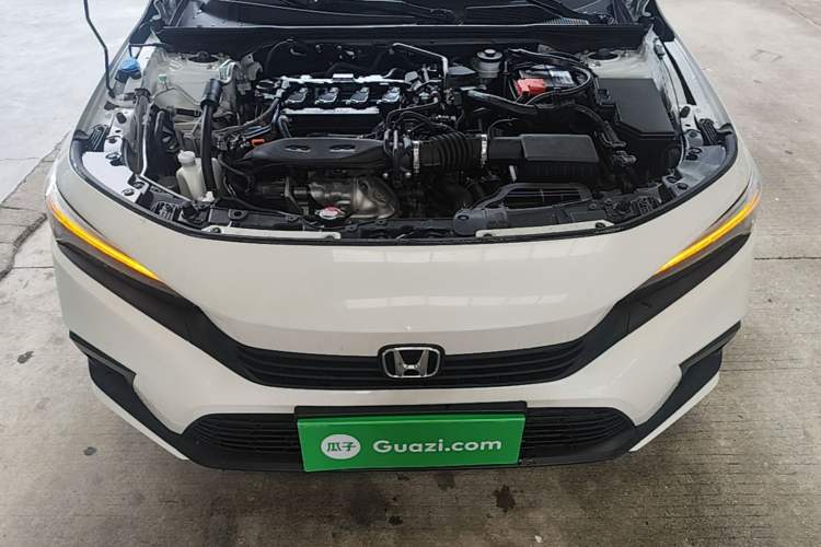 Used Honda Civic 2022 240TURBO CVT Dynamic Edition Engine Bay