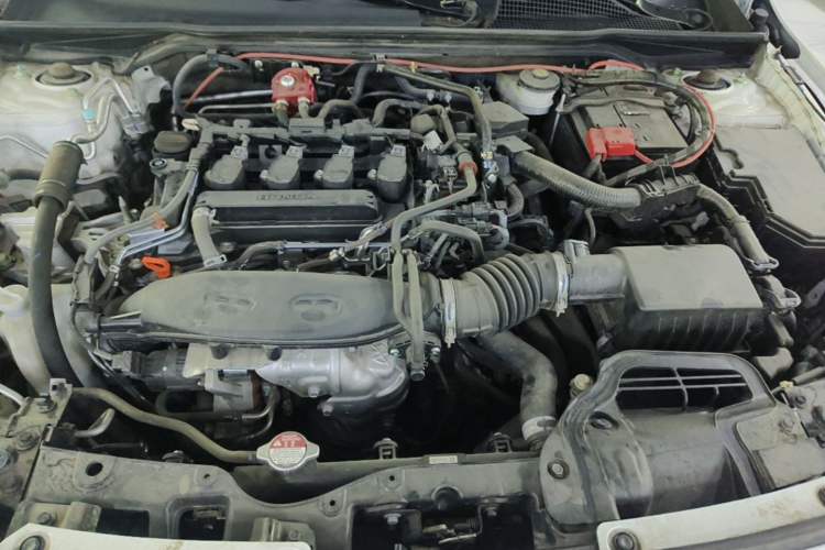 Used Honda Civic 2022 240TURBO CVT Dynamic Edition Engine Bay