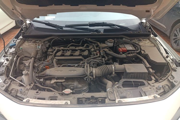 Used Honda Civic 2022 240TURBO CVT Dynamic Edition Engine Bay