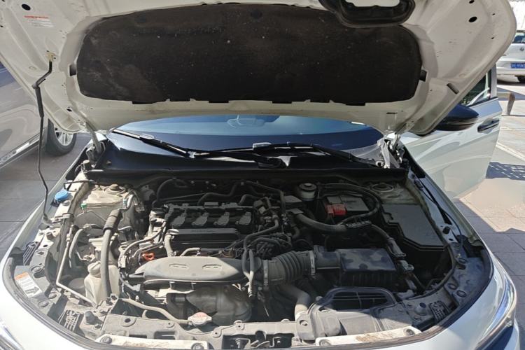 Used Honda Civic 2022 240TURBO CVT Dynamic Edition Engine Bay