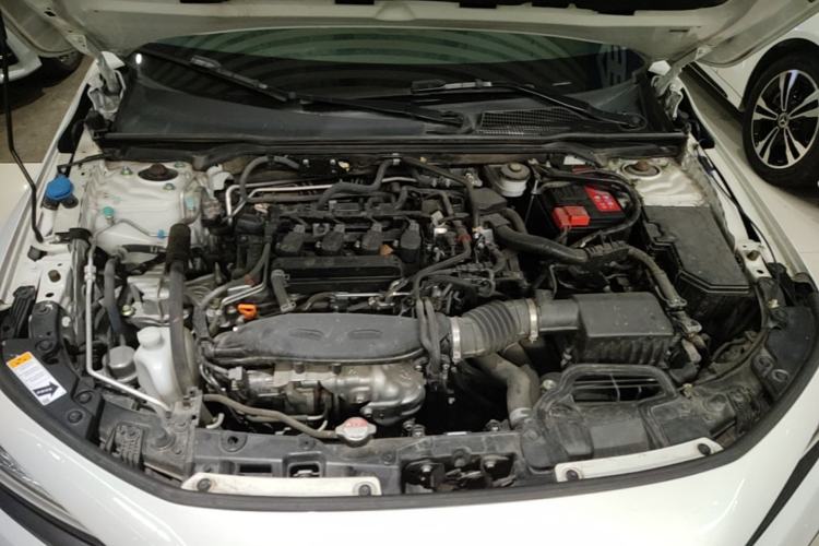 Used Honda Civic 2022 240TURBO CVT Dynamic Edition Engine Bay