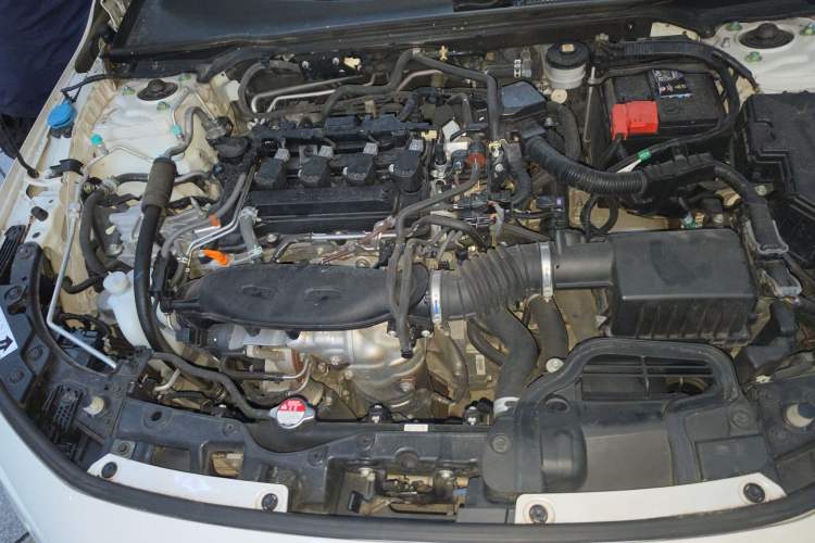 Used Honda Civic 2022 240TURBO CVT Dynamic Edition Engine Bay