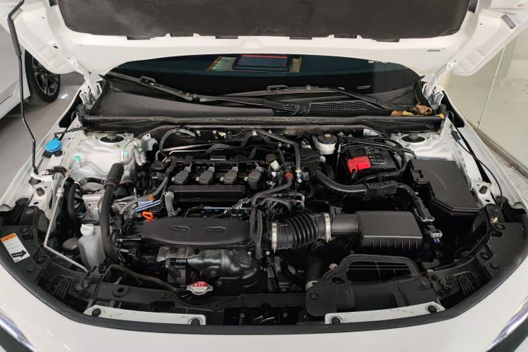Used Honda Civic 2022 240TURBO CVT Dynamic Edition Engine Bay