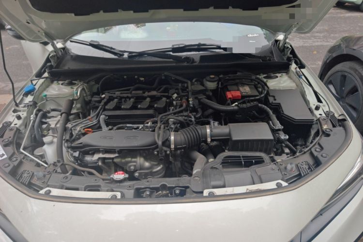 Used Honda Civic 2022 240TURBO CVT Dynamic Edition Engine Bay
