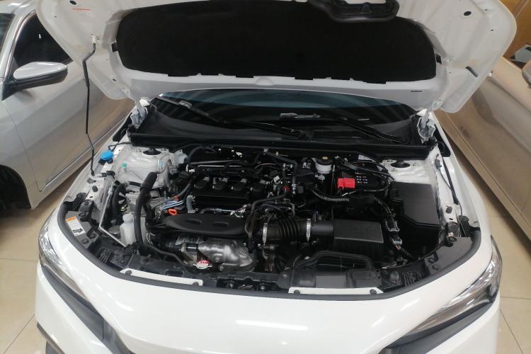 Used Honda Civic 2022 240TURBO CVT Dynamic Edition Engine Bay