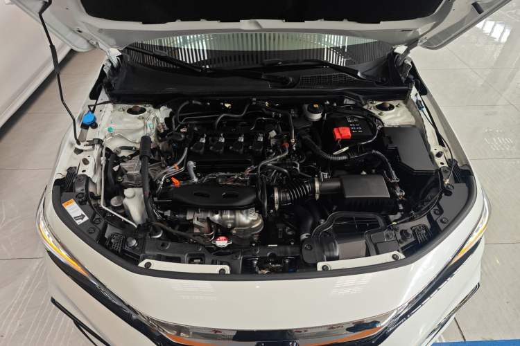 Used Honda Civic 2022 240TURBO CVT Dynamic Edition Engine Bay