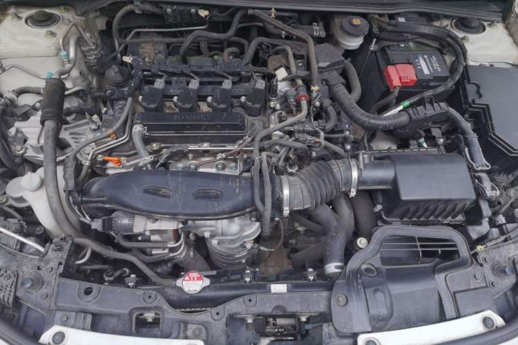 Used Honda Civic 2022 240TURBO CVT Dynamic Edition Engine Bay
