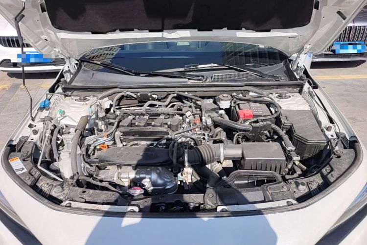 Used Honda Civic 2022 240TURBO CVT Dynamic Edition Engine Bay