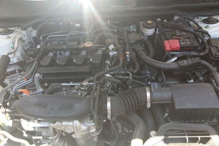 Used Honda Civic 2022 240TURBO CVT Dynamic Edition Engine Bay
