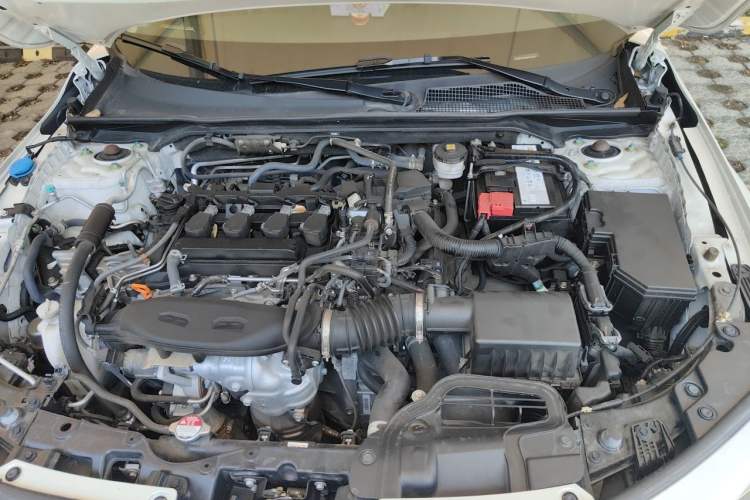 Used Honda Civic 2022 240TURBO CVT Dynamic Edition Engine Bay