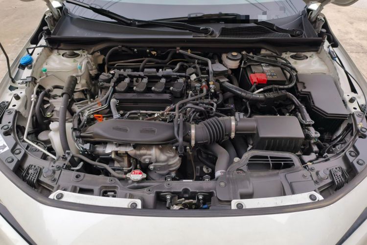 Used Honda Civic 2022 240TURBO CVT Dynamic Edition Engine Bay