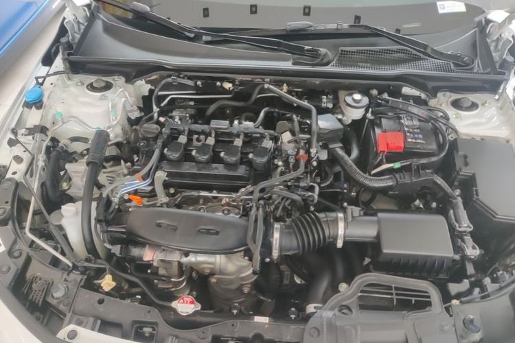 Used Honda Civic 2022 240TURBO CVT Dynamic Edition Engine Bay