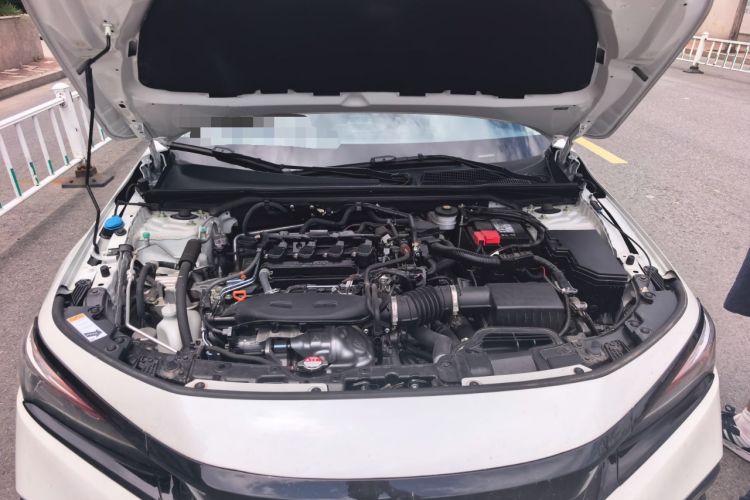 Used Honda Civic 2022 240TURBO CVT Dynamic Edition Engine Bay