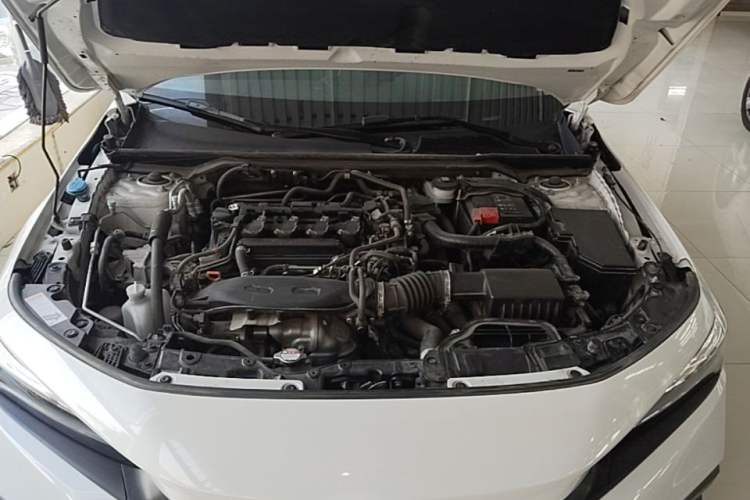 Used Honda Civic 2022 240TURBO CVT Dynamic Edition Engine Bay
