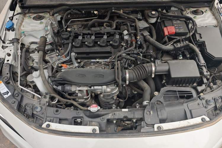 Used Honda Civic 2022 240TURBO CVT Dynamic Edition Engine Bay