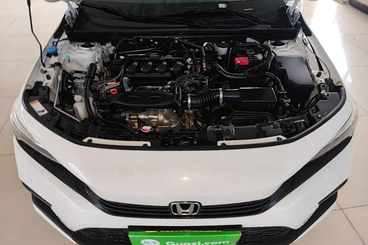 Used Honda Civic 2022 240TURBO CVT Dynamic Edition Engine Bay