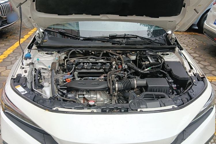 Used Honda Civic 2022 240TURBO CVT Dynamic Edition Engine Bay