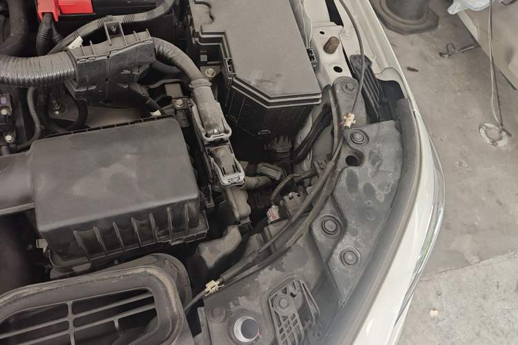 Used Honda Civic 2022 240TURBO CVT Dynamic Edition Engine Bay Left
