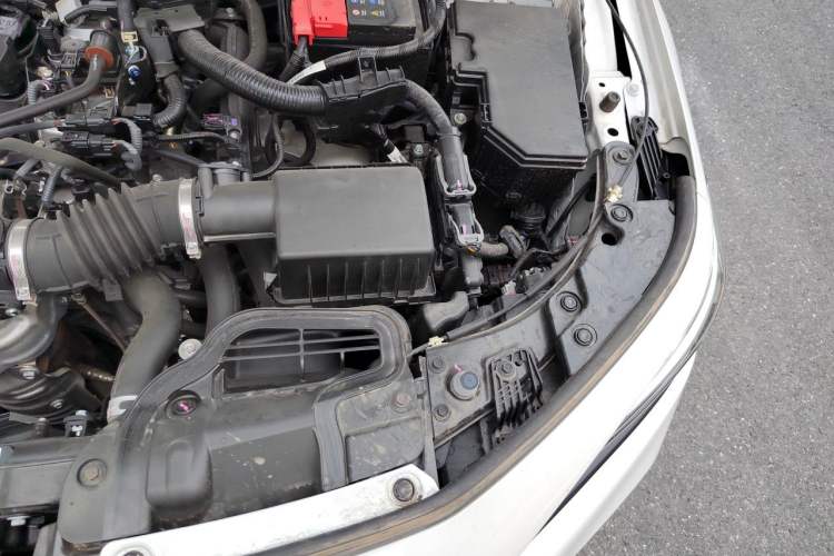 Used Honda Civic 2022 240TURBO CVT Dynamic Edition Engine Bay Left