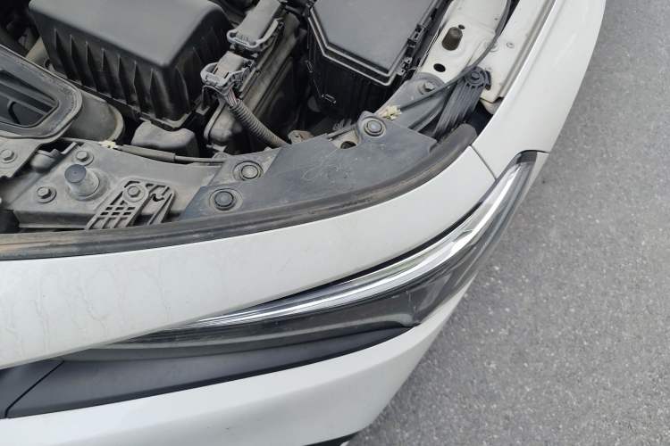 Used Honda Civic 2022 240TURBO CVT Dynamic Edition Engine Bay Left