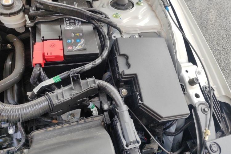 Used Honda Civic 2022 240TURBO CVT Dynamic Edition Engine Bay Left