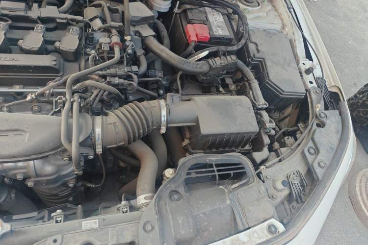 Used Honda Civic 2022 240TURBO CVT Dynamic Edition Engine Bay Left