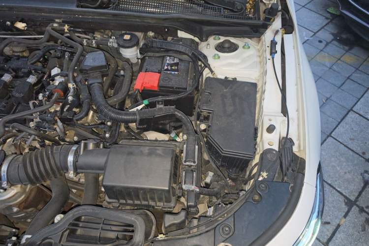 Used Honda Civic 2022 240TURBO CVT Dynamic Edition Engine Bay Left