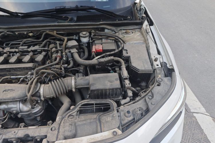 Used Honda Civic 2022 240TURBO CVT Dynamic Edition Engine Bay Left