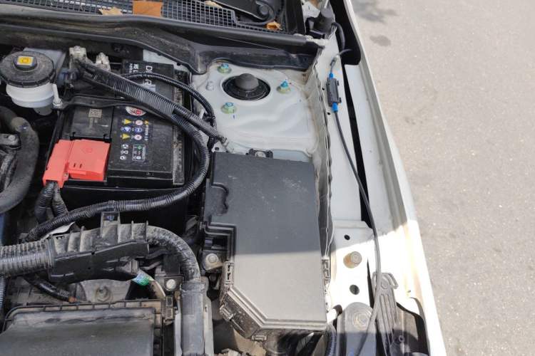 Used Honda Civic 2022 240TURBO CVT Dynamic Edition Engine Bay Left