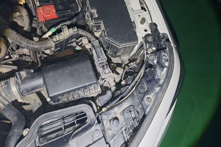 Used Honda Civic 2022 240TURBO CVT Dynamic Edition Engine Bay Left